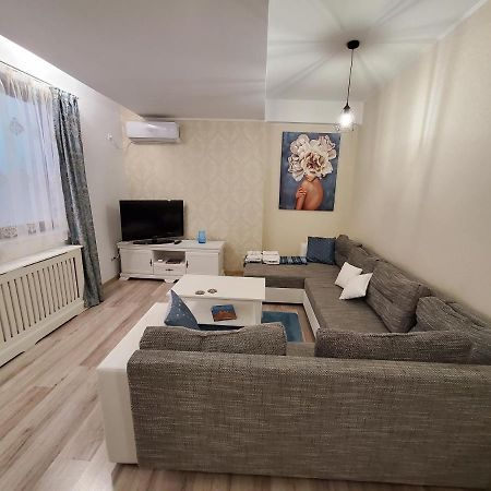 Morii Lake Special Apartment Бухарест Экстерьер фото