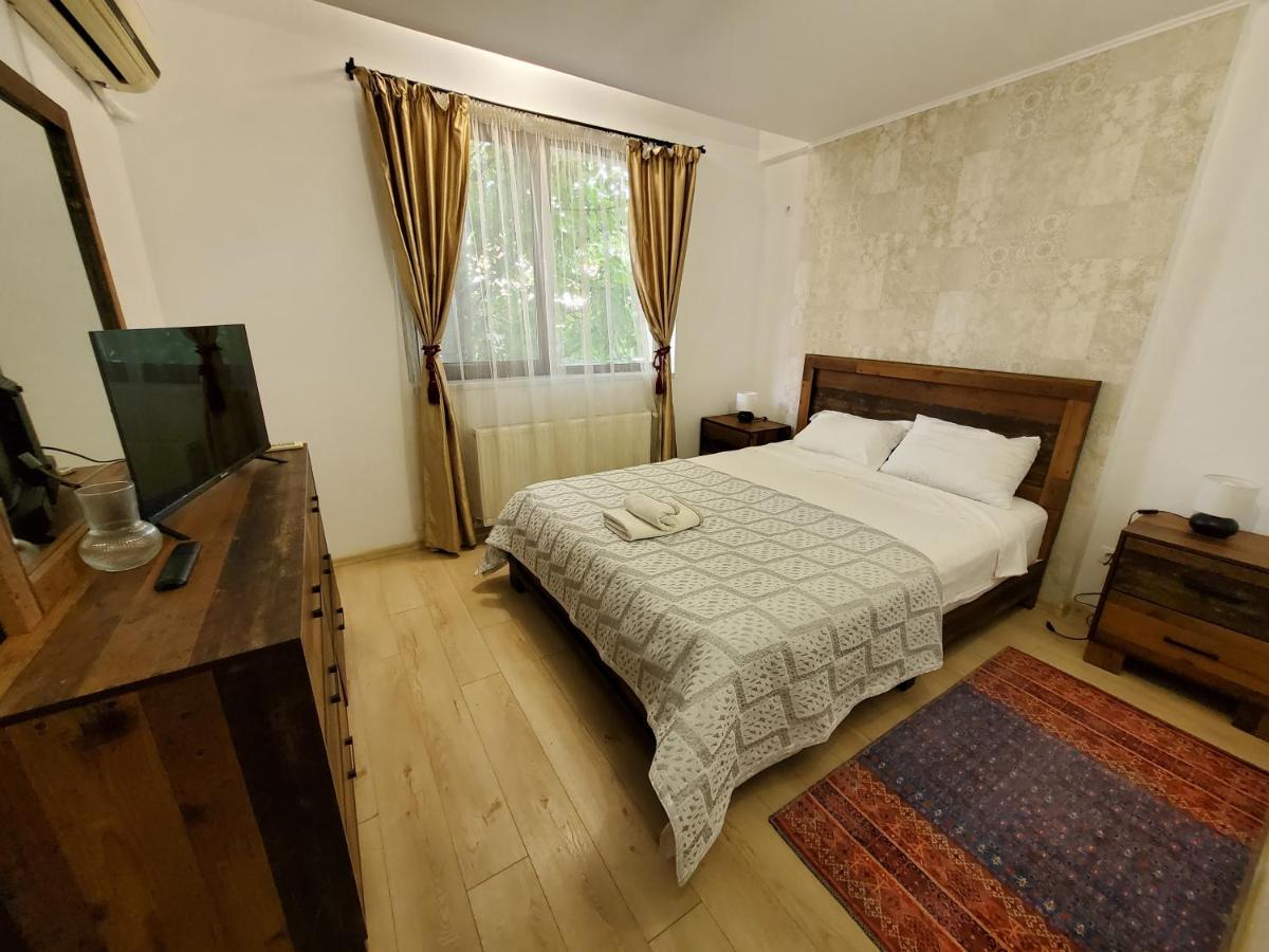 Morii Lake Special Apartment Бухарест Экстерьер фото